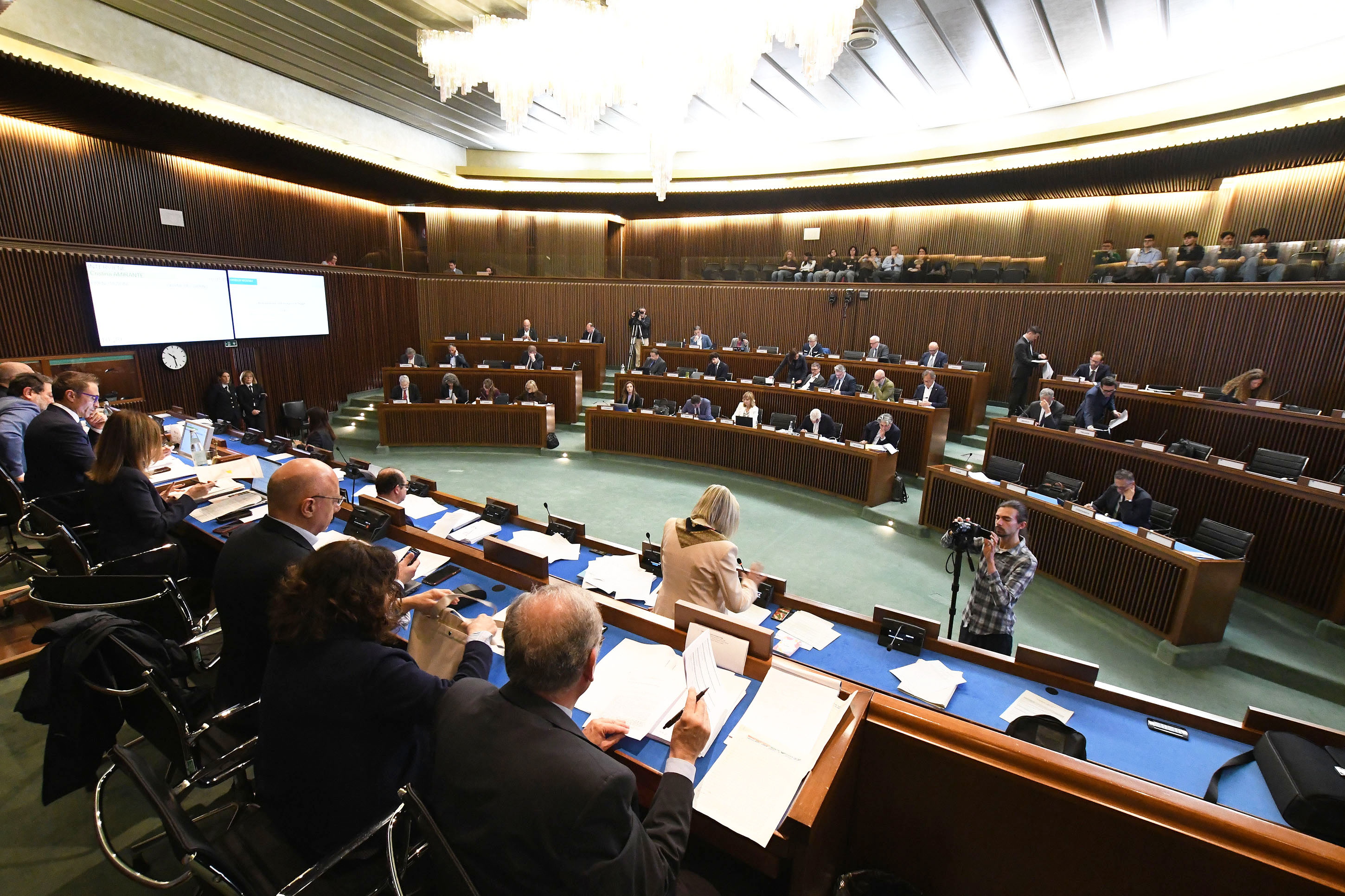 OMNIBUS/1. OK AULA A CAPO IV, NUOVE REGOLE SU CONFORMITÀ IMMOBILI